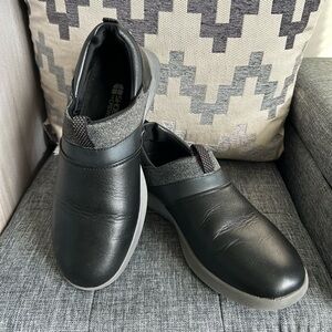 Like new size 7 black slip on shoes